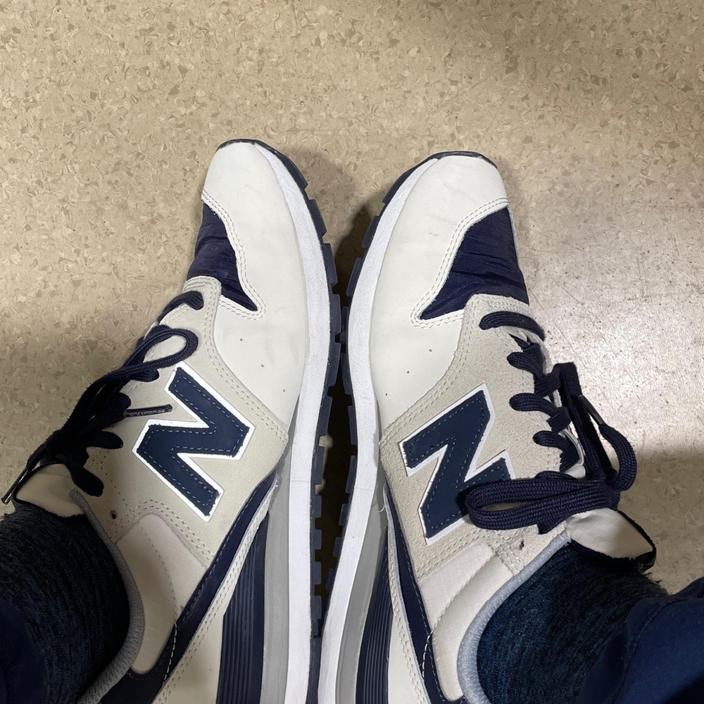 Figs New balance women’s size 9 men’s size 7.5 - Picture 2 of 2